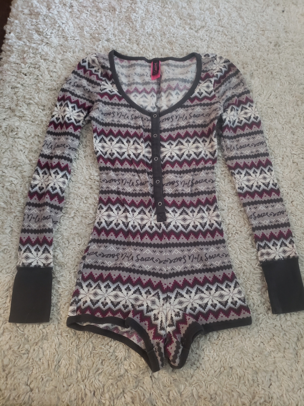La SENZA Women's Fair Isle Romper - Gray, White & Burgundy